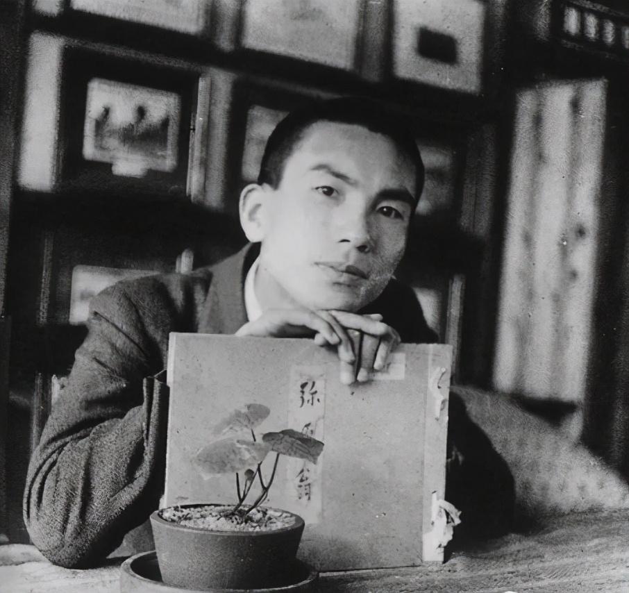 新美南吉：14岁创作30岁早逝，作品入选语文教材，以爱对抗苦